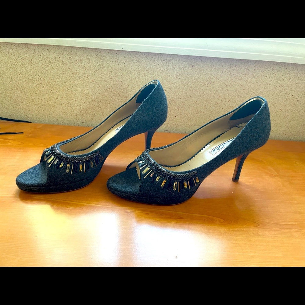 Oscar de la renta heels